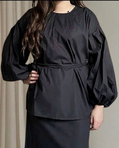 Ensemble blouse manches bouffantes et sa jupe