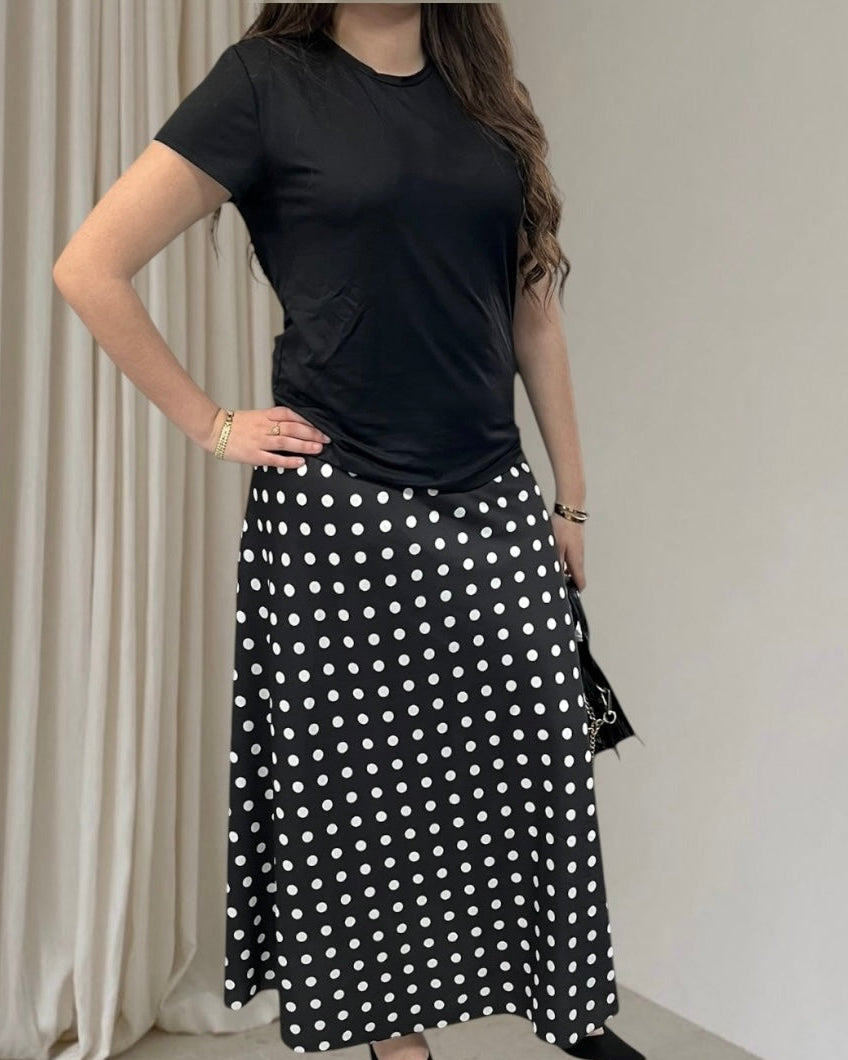 Jupe à pois en satin